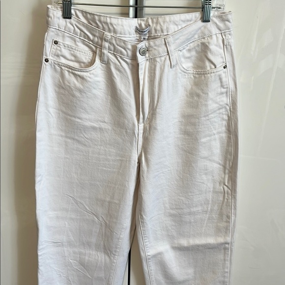 WEWOREWHAT NWOT White High Waist Mom Denim Jeans, Size 30 - Picture 7 of 14